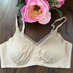 Honeylove crossover bra, size L